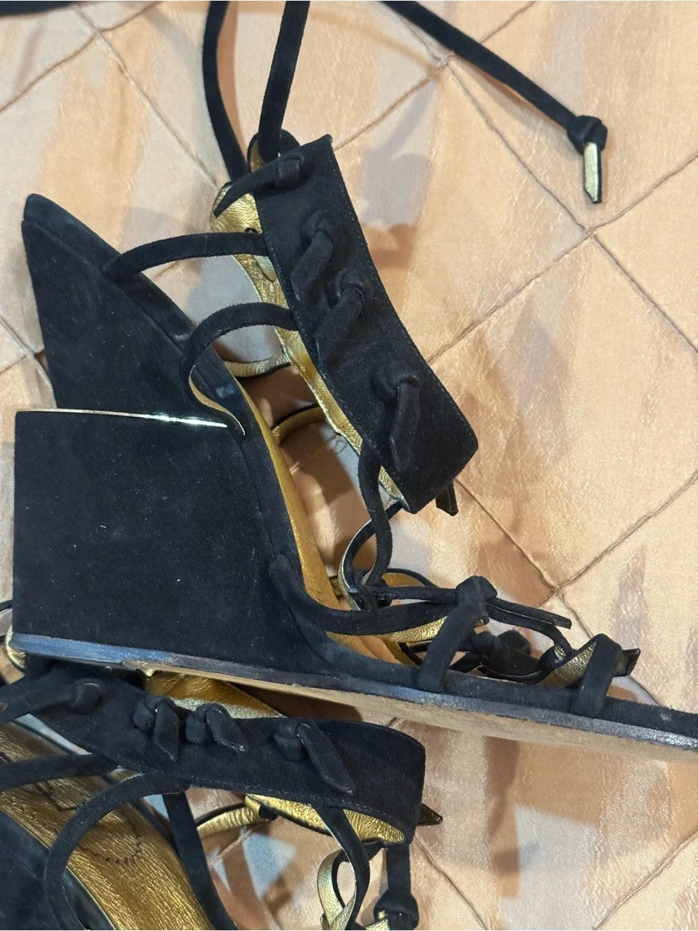 Yves Saint Laurent chic ysl